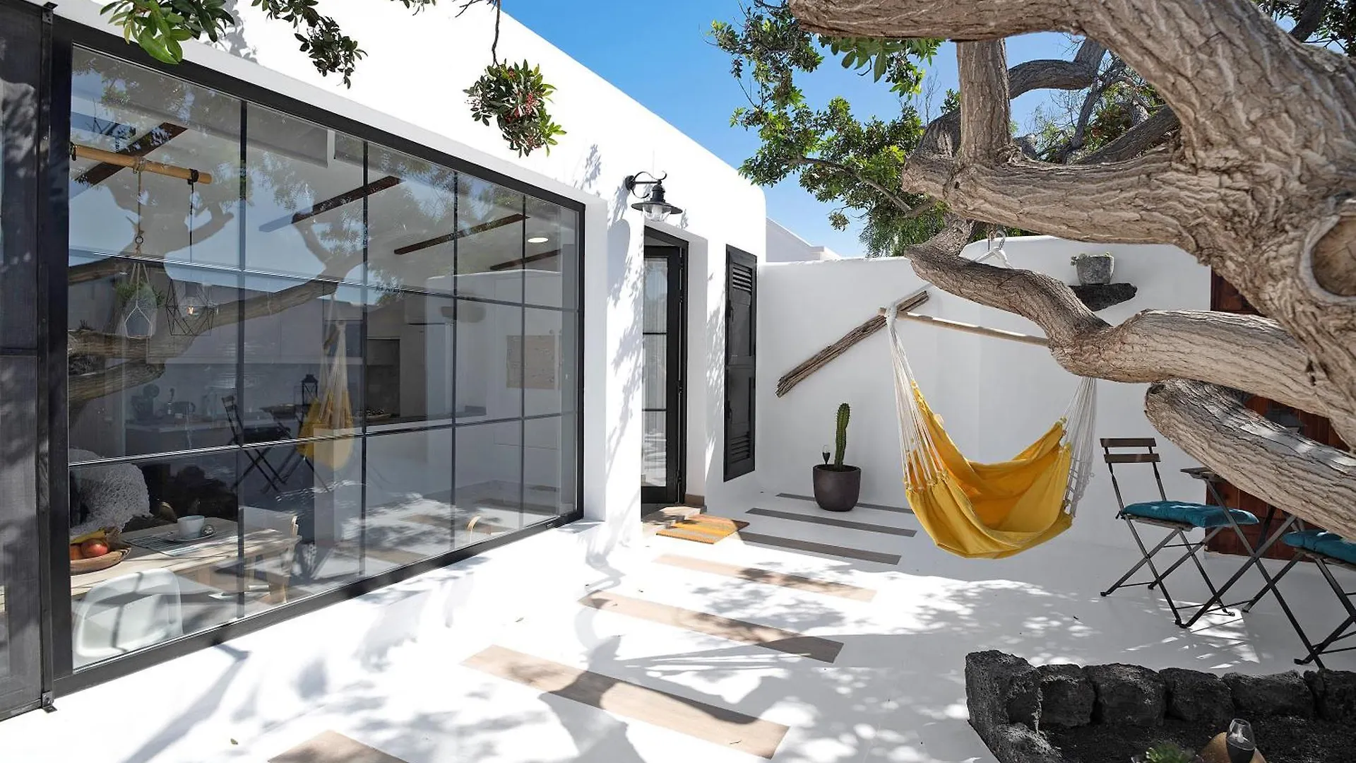 Apartamento El Jable contacts